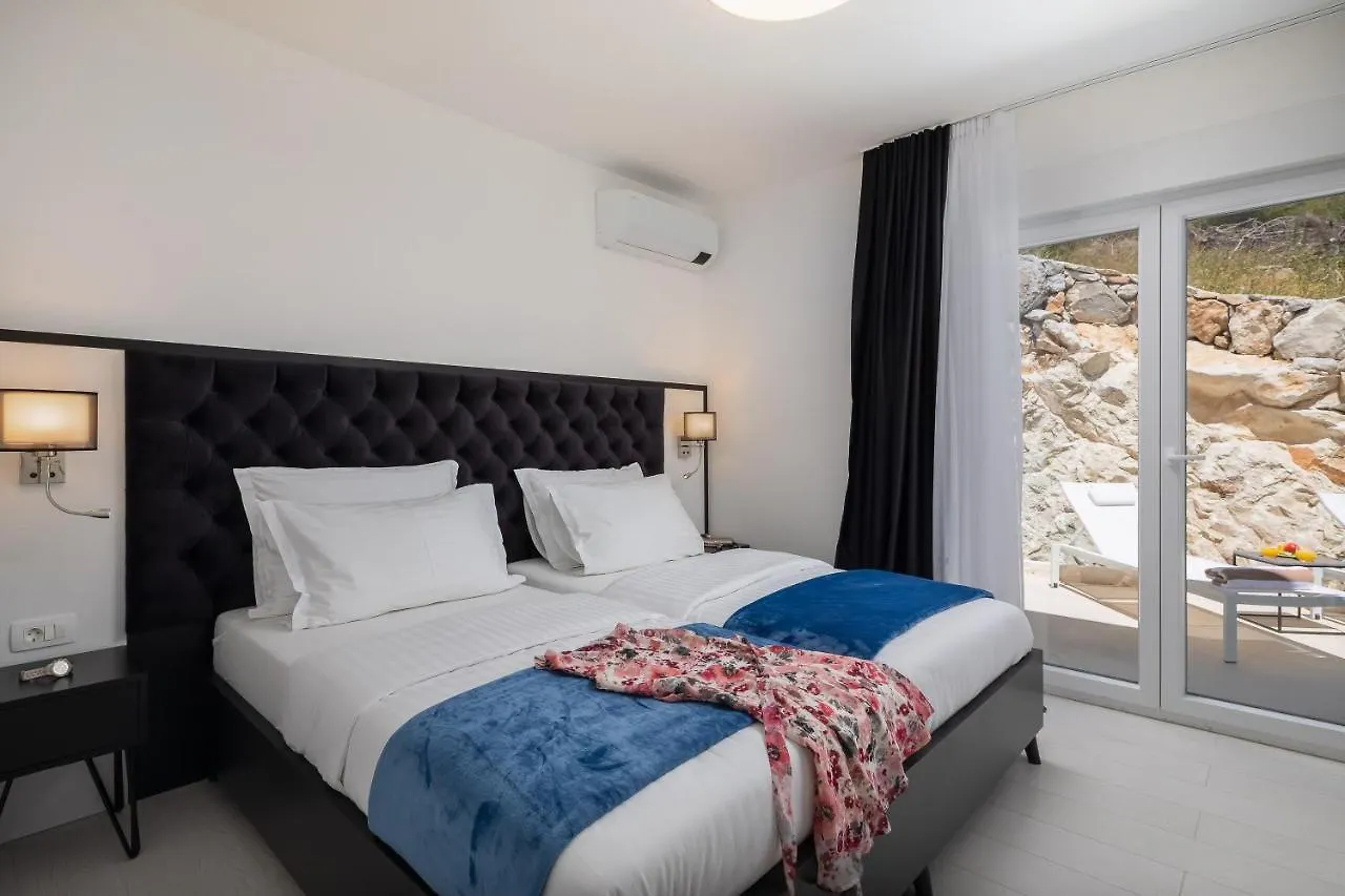 Villa Adria View With Heated Pool II Trogir