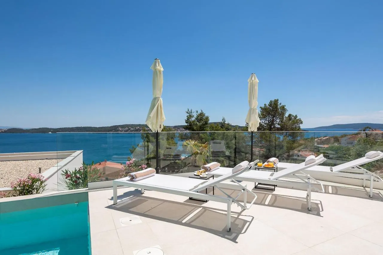 Villa Adria View With Heated Pool II Trogir 0*,